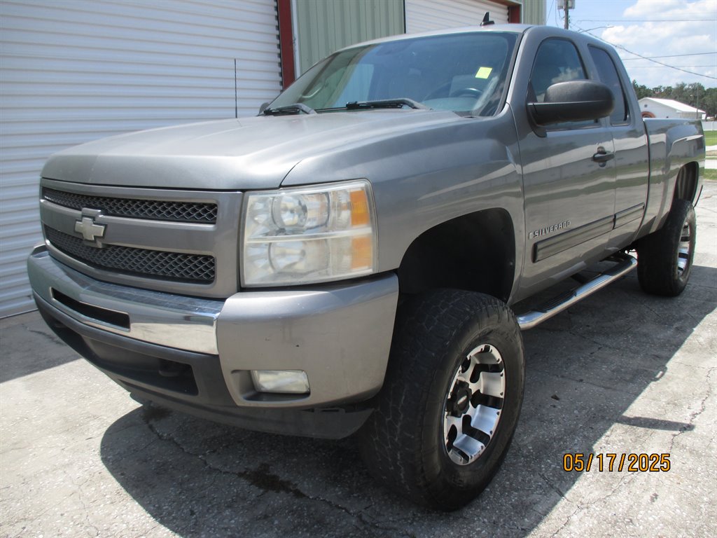 2009 Chevrolet Silverado 1500 1LT's photo